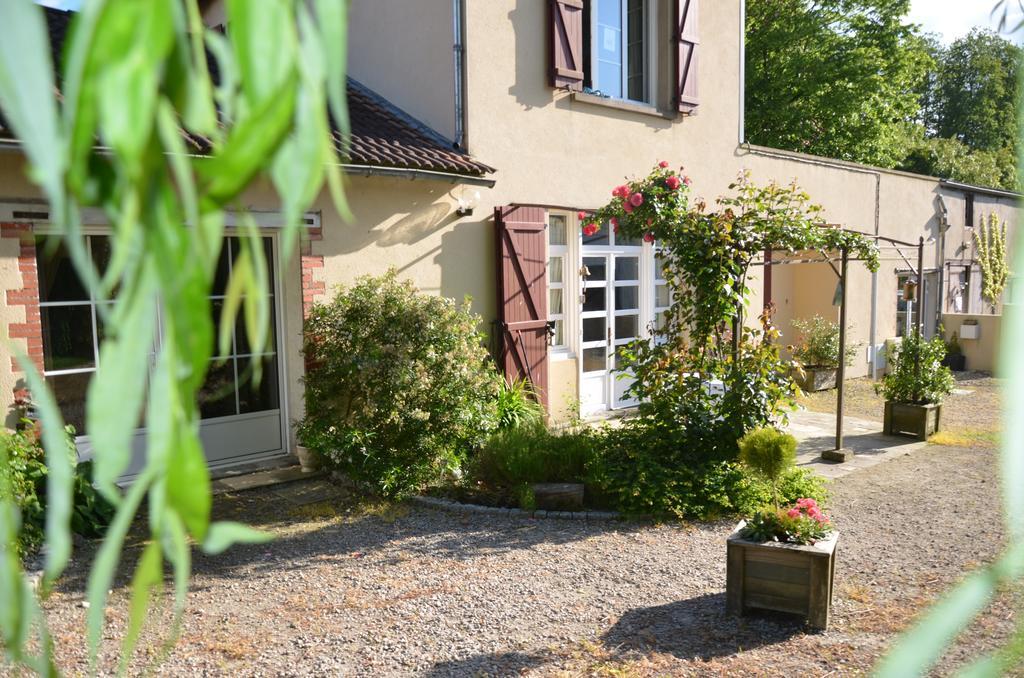 Bed and Breakfast L'Arbre d'Alaïs à Saint-Fulgent Extérieur photo