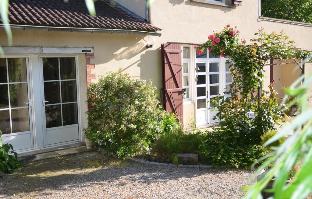 Bed and Breakfast L'Arbre d'Alaïs à Saint-Fulgent Extérieur photo