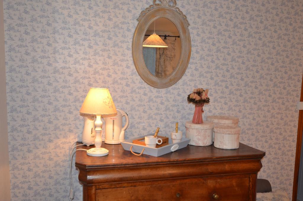 Bed and Breakfast L'Arbre d'Alaïs à Saint-Fulgent Chambre photo
